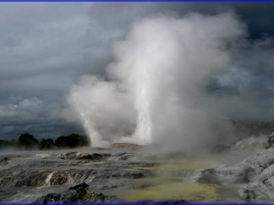 Geyser de Pohutu