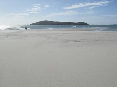 une des plages de Keppel, avec du sable blanc en veux-tu en voila