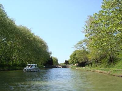 Sur le canal du midi