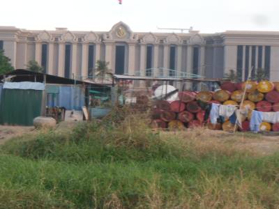 deux mondes malgre si peu de distance