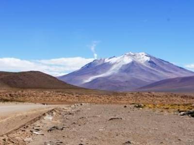 Trip Uyuni, volcan en activite