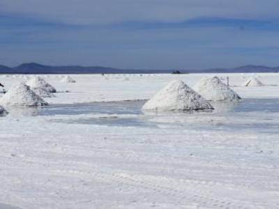 Les travailleurs d´Uyuni, qui recolte le sel sur le salar