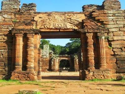 la porte de la nef sud