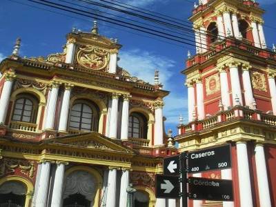 L eglise chou a la creme sans fransico a salta