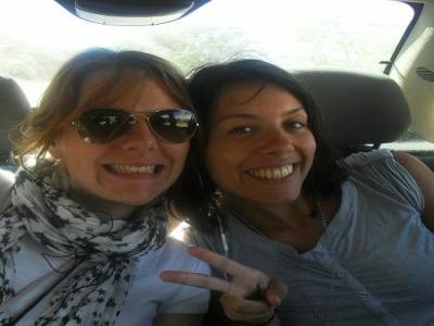 les filles dans ma chevrolet corsa 4 pòrtes avec coffre