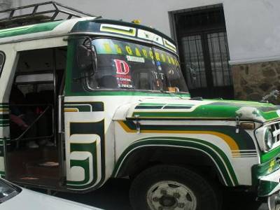 un bus bolivie (en bon etat)
