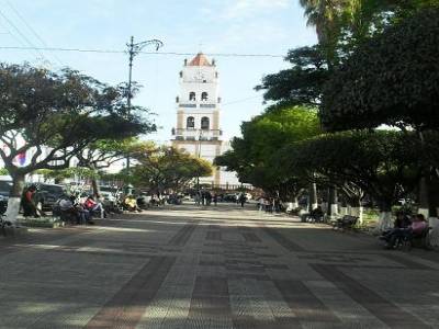 Sucre, ne tient pas son nom des betteraves, mais du general Sucre, pote de Bolivar qui a remporte la bataille dÁyacucho