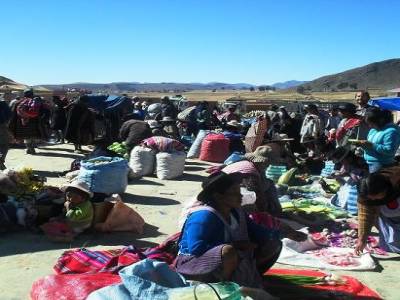 Le marche de Tarabucco, l un des plus reputes de Bolivie!