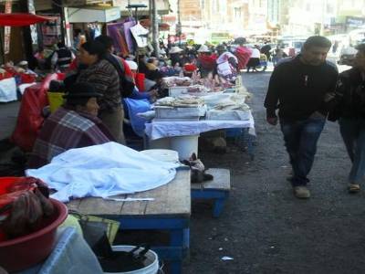 le rayon boucherie sétend de la rue Linares a la rue Timalpua