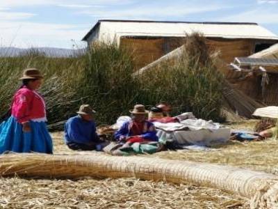 Sur les iles d´Uros