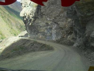 Le chauffeur devait croire que la vitesse faisait partie du circuit touristique... Mais faut admettre que les routes etaient magnifiques !