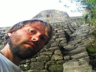 Ca ressemble a ca l áscension du wayna pichu (jeune montagne en quechua... ils se sont pas foules pour trouver les noms !)