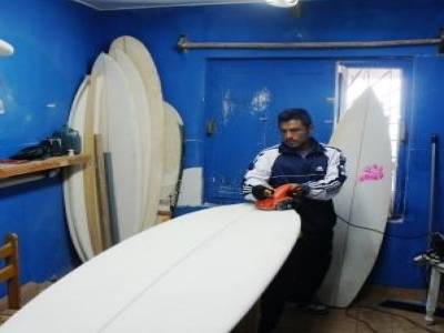 Johnny, le shaper peruvien