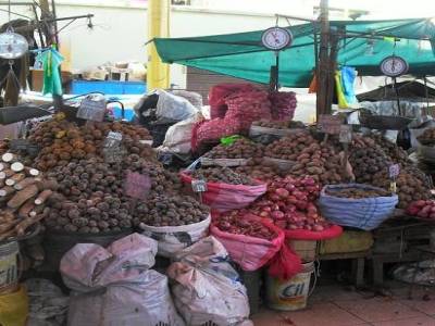 Il existerait 1000 varietes de patates au Perou. C est fou, nan?