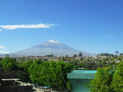 Ca c est le mont Misti a Arequipa, la ville la plus fiere du Perou