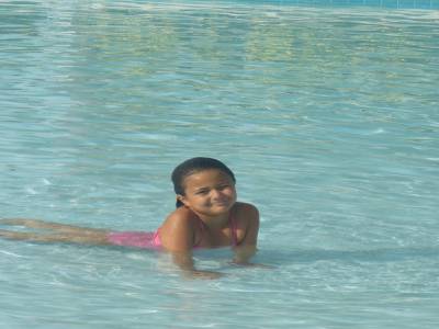 Maud à la piscine