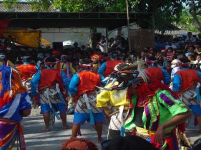 Fête dans un village