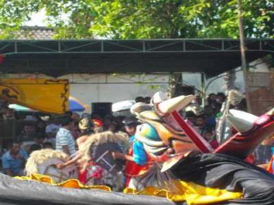 Fête dans un village