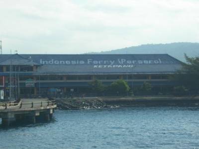 sur le ferry, en direction de Bali