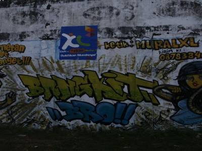 graff dans les rues de Jodja