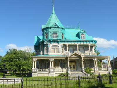 Belle demeure sur l'avenue royale