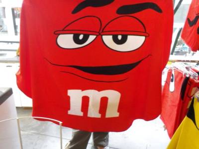 Audrey qui se prend pour un M&Ms