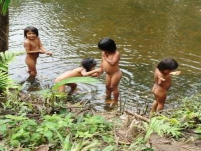 En Amazonie, chez les shuars