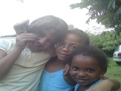 Ma soeur avec ses deux copines! 