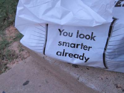 Le sac qu'on nous donne quand on achète des livres de cours