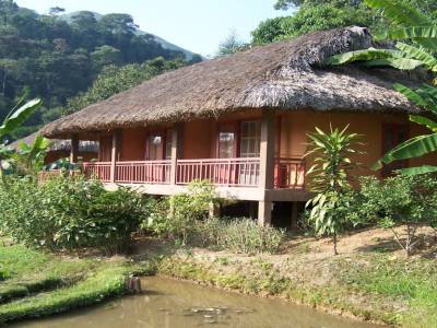 Pan Hou Ecolodge