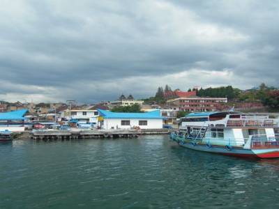  Lac Toba