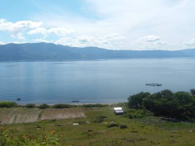  Lac Toba
