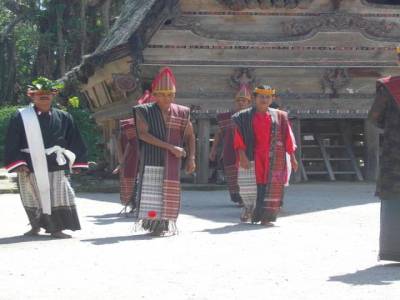  Lac Toba