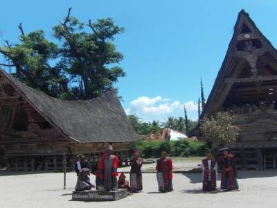  Lac Toba