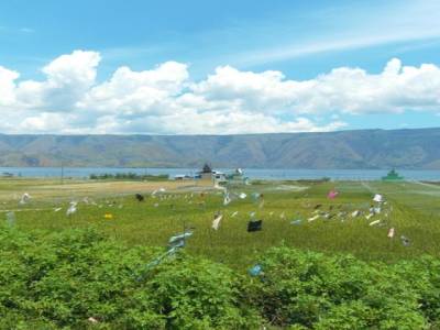  Lac Toba