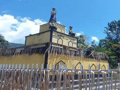  Lac Toba