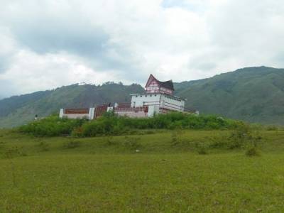  Lac Toba
