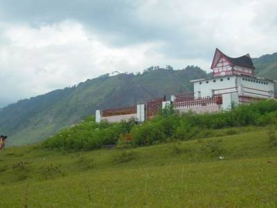  Lac Toba
