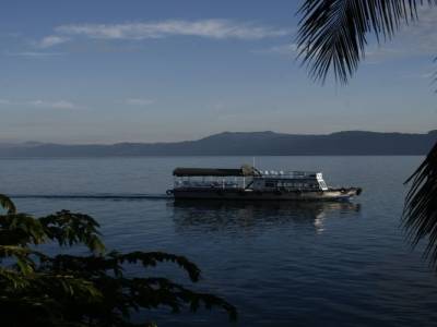  Lac Toba