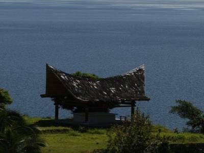  Lac Toba