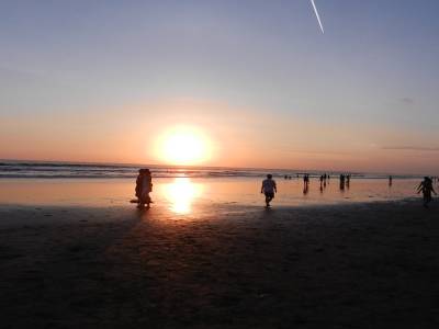 Coucher de soleil sur la plage de Seminyak