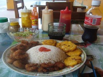 un repas de camerones