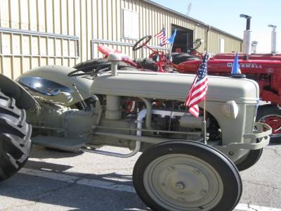 Les vieux tracteurs americains