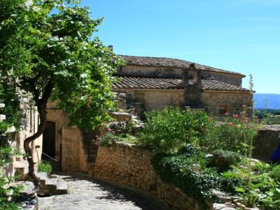 Gordes
