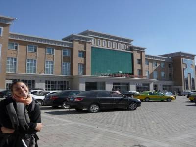 Arrivee en Chine - Gare d'Erlian