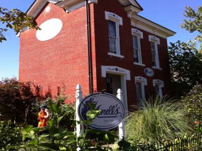 Chez Monell's