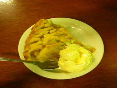 apple pie and vanillia ice cream pour moi