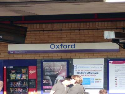 Oxford railway station
