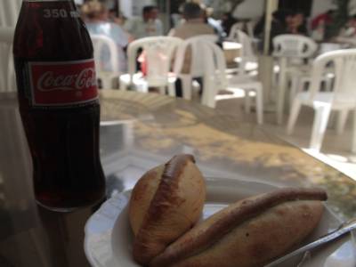 la unica comida boliviana que valaga la pena - Salteñas