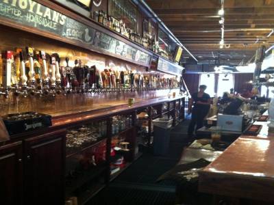 bar aux centaines de bieres